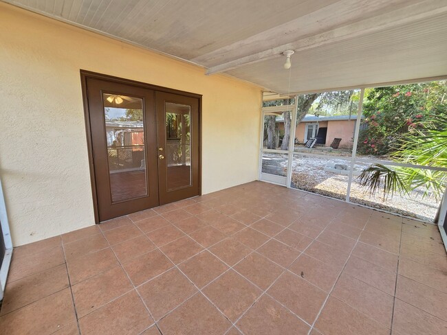 Building Photo - 3125 Irving St