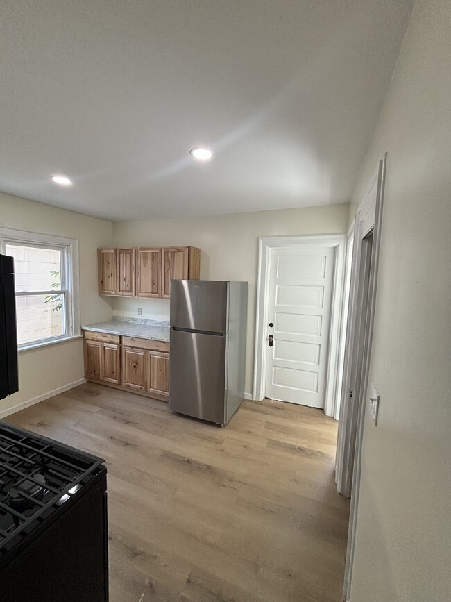 Renovated kitchen - 2289 Seneca St