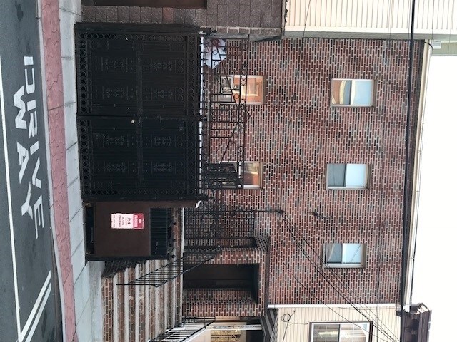 Building Photo - 601-603 BERGENLINE AVE