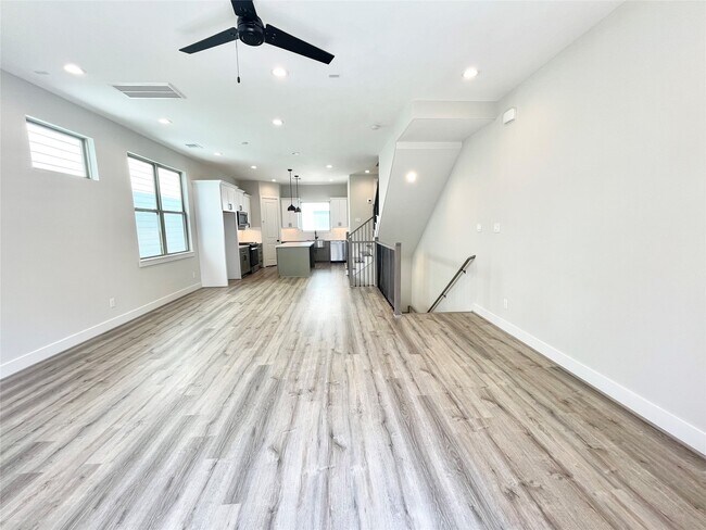 Building Photo - 3716 Creekmont Gardens Ln