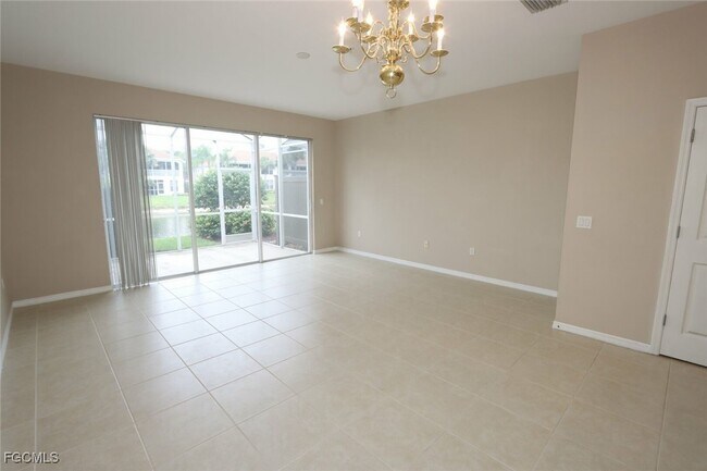 Building Photo - 1172 Oxford Ln