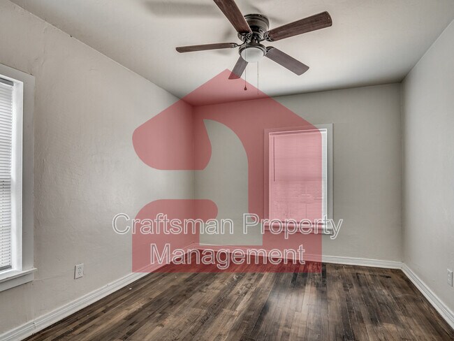 Building Photo - 704 NW 92nd St