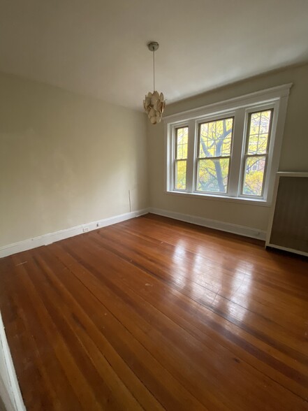 Building Photo - 1788 Beacon St