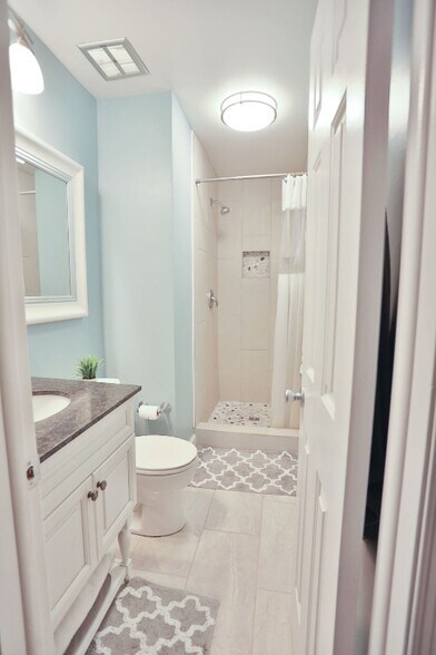 Building Photo - 7125 Hanks Pl