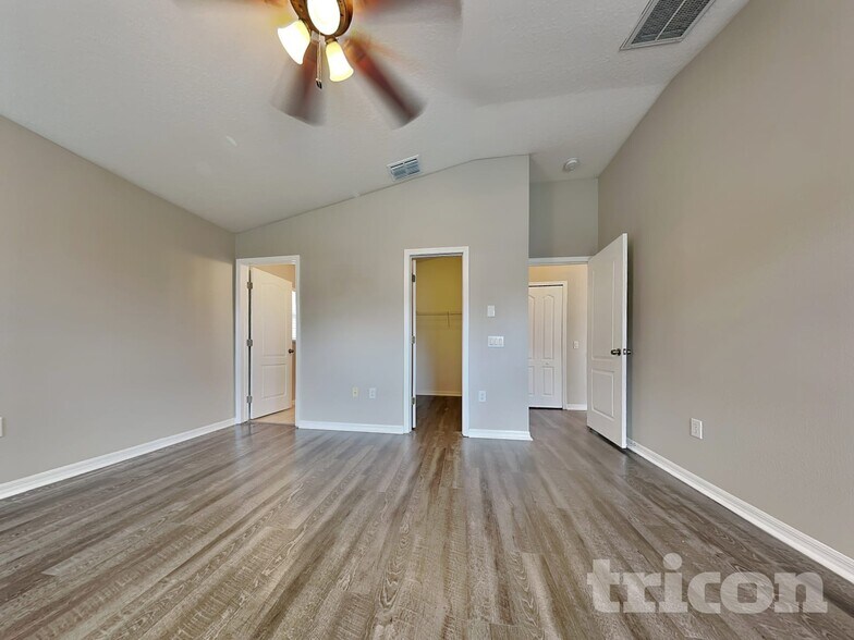 Building Photo - 25921 Terrawood Loop