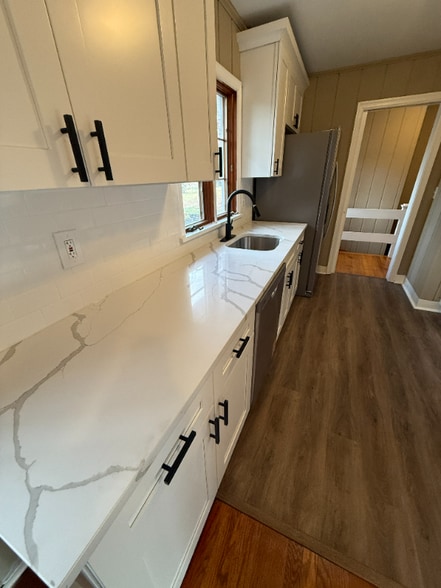 Building Photo - 98 Lynnhaven Dr