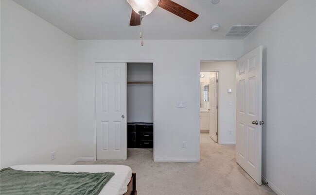 Building Photo - 161 Volti Subito Way
