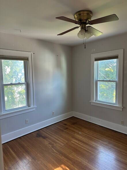 Building Photo - 176 Hillside Ave