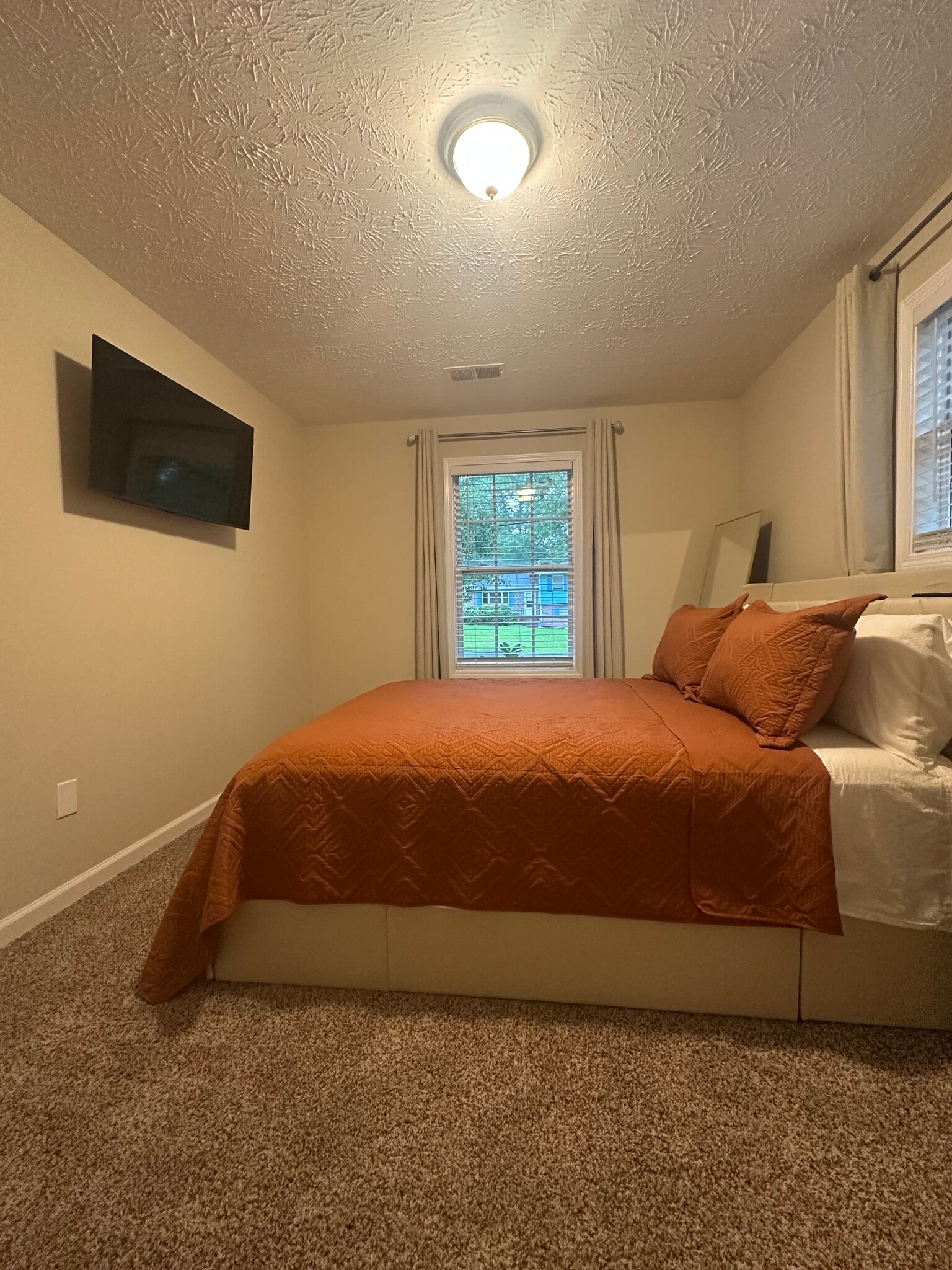 Building Photo - 6630 Leisure Trl