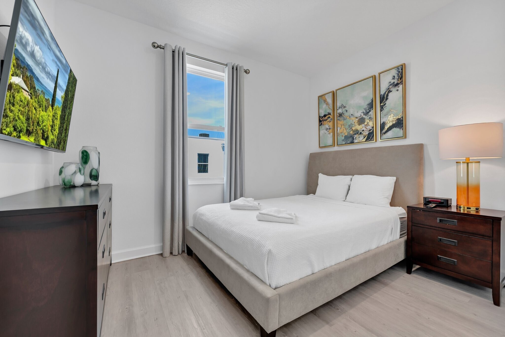 Building Photo - 340 Famagusta Dr