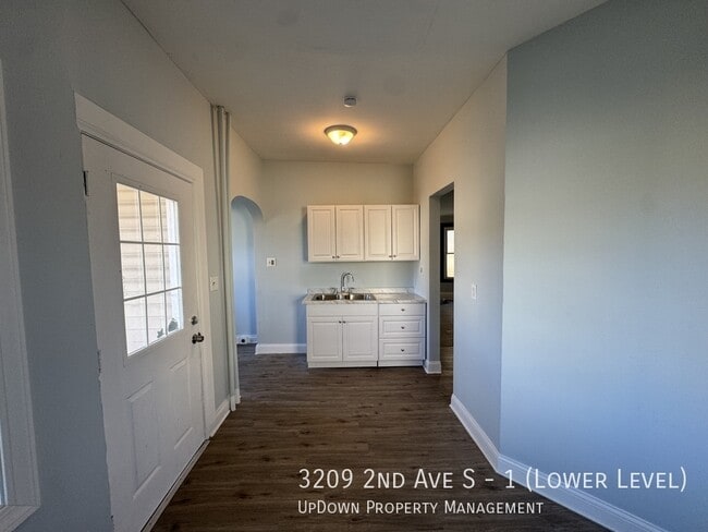 Building Photo - 3209 2nd Ave S