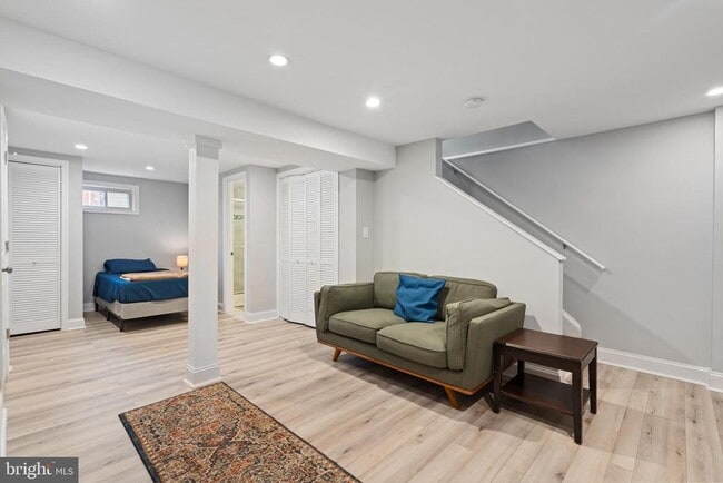 Building Photo - 5054 8th St NE