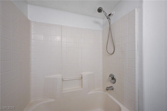 Building Photo - 2615 W Gary Ave