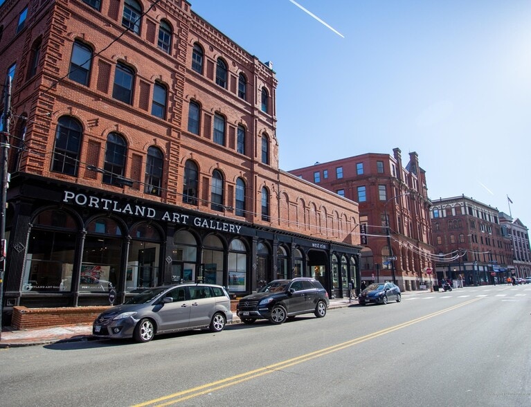 Street View - 99 Silver St