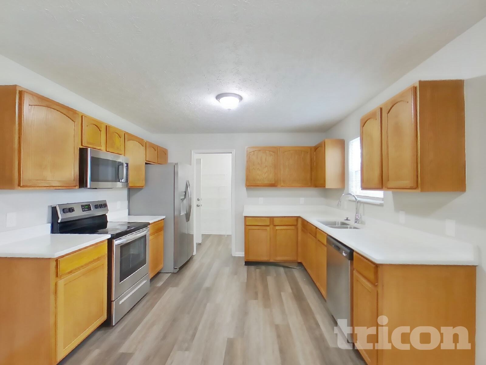 Building Photo - 10823 Green Meadow Pl