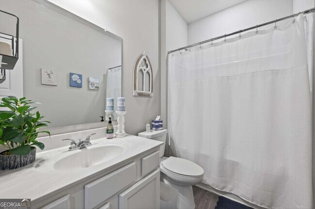 Building Photo - 2110 Wesson Ct