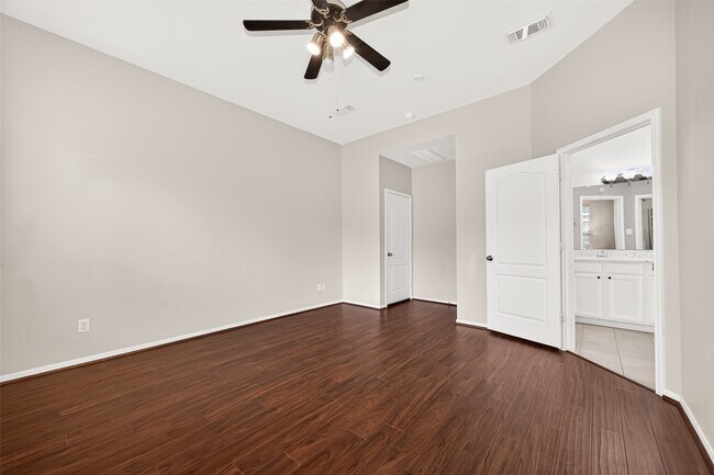 Building Photo - 16107 Hitching Post Ct