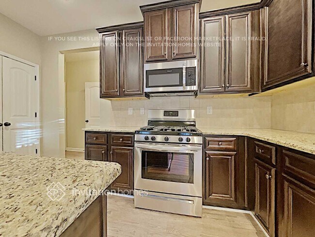 Building Photo - 807 Kite Way