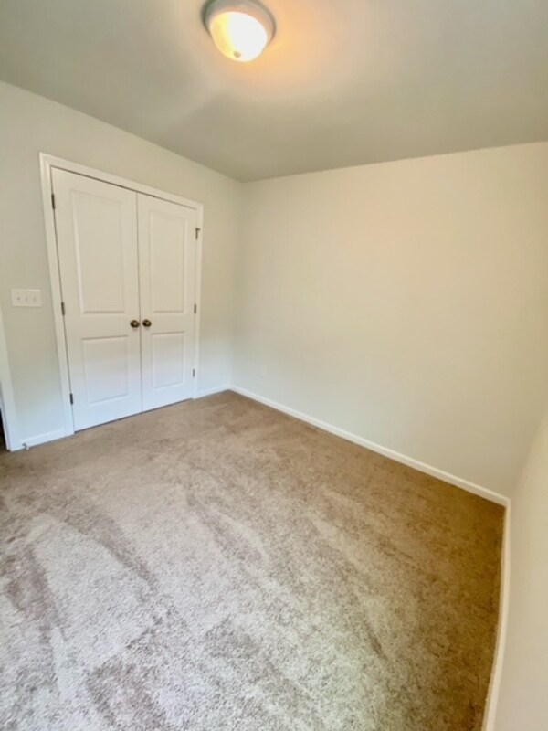Building Photo - 811 Millsgrove Ct