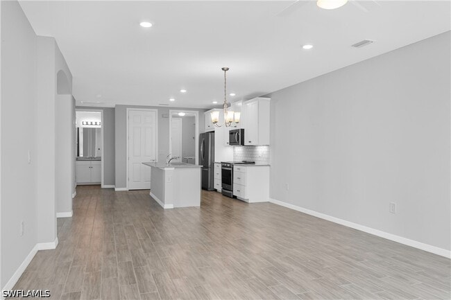 Building Photo - 14559 Edgewater Cir