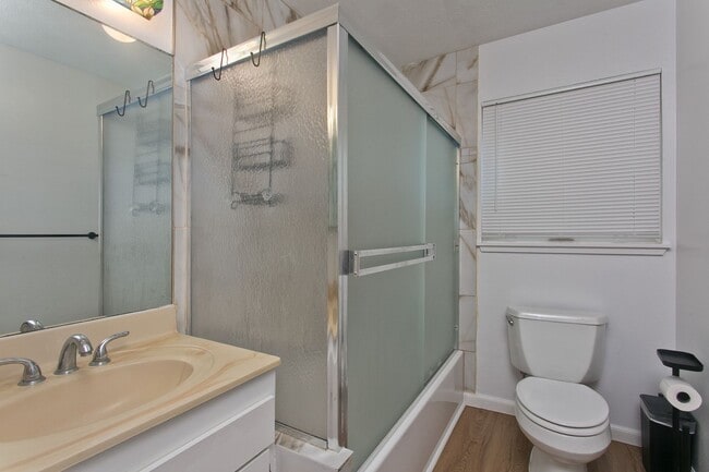 Building Photo - Available Now, Hokulani in Kailua, 1 Bedroom 1 Bath