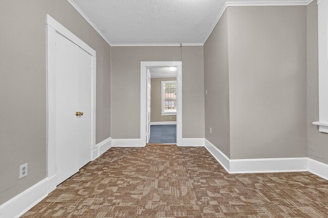 Building Photo - Charming 3-Bedroom Home in Convenient Memphis Location