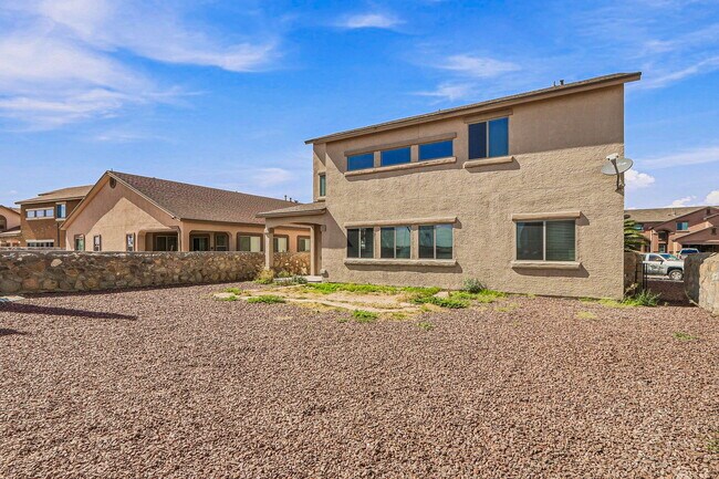 Building Photo - 14384 Alma Point
