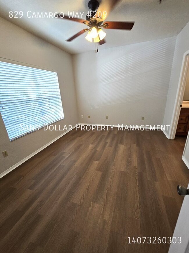 Building Photo - Wonderfully renovated 2nd floor condo in a...