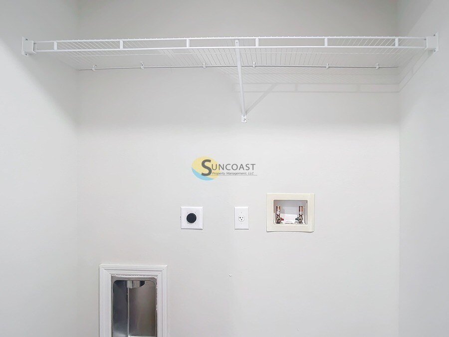 Building Photo - 8013 SW Hwy 484