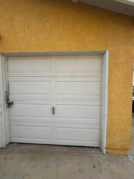 Building Photo - 128 E 62nd St