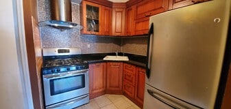 Building Photo - 2716 41st Ave