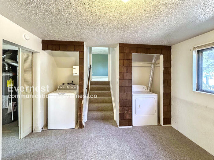 Building Photo - 2609 Granada Dr