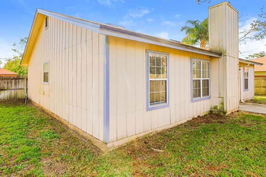 Building Photo - 7748 Collins Ridge Blvd
