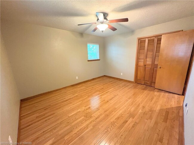 Building Photo - 3700 Dallas St