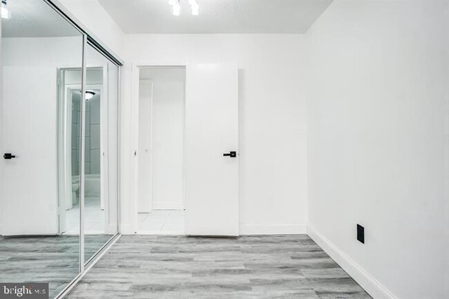 Building Photo - 1836 Metzerott Rd