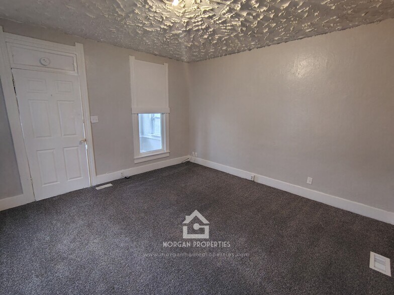 Building Photo - 1723 Morton St