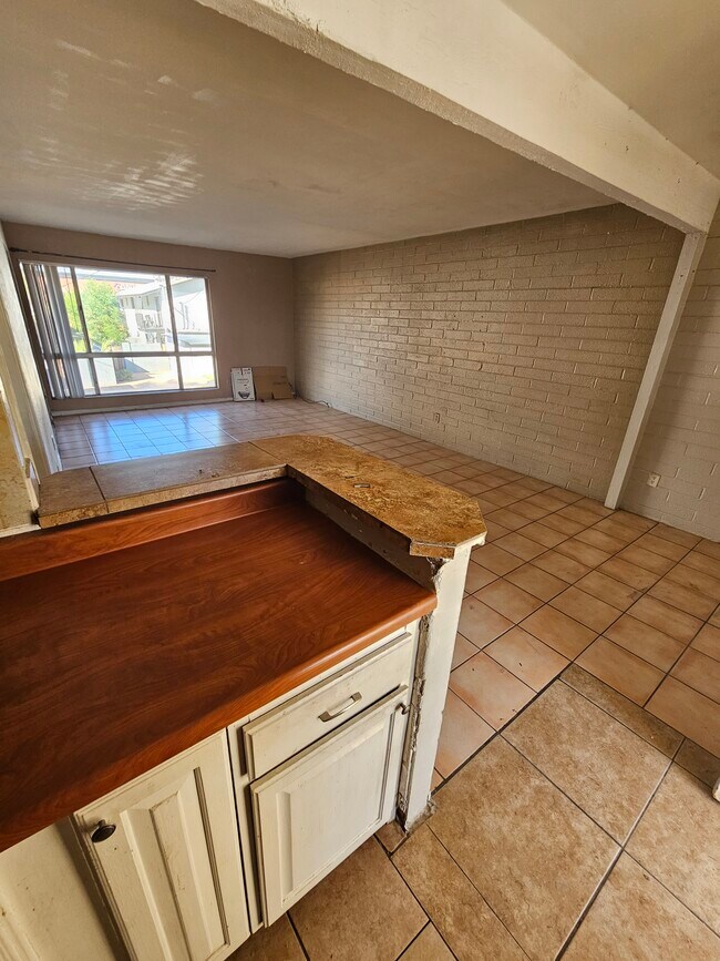 Building Photo - 3828 N 32nd St