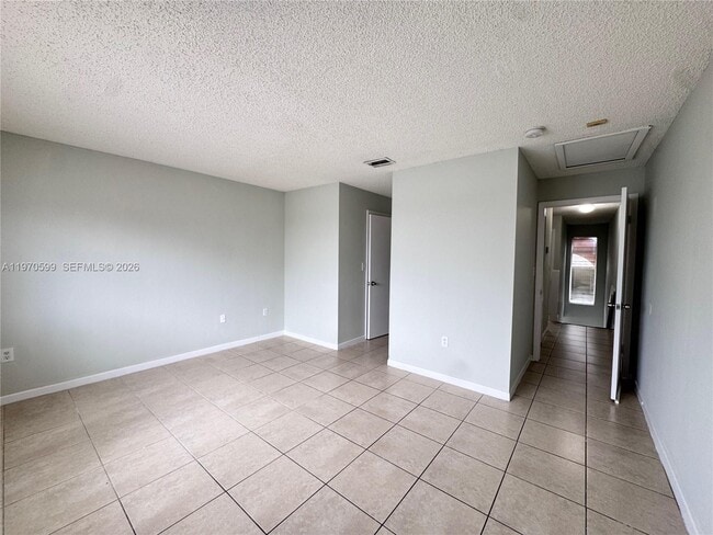 Building Photo - 5200 NW 31st Ave