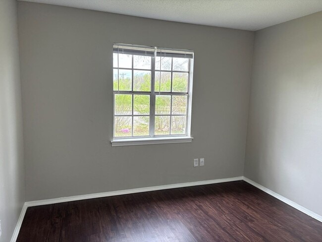 Building Photo - Very Nice Home in Raleigh - Open To Section 8