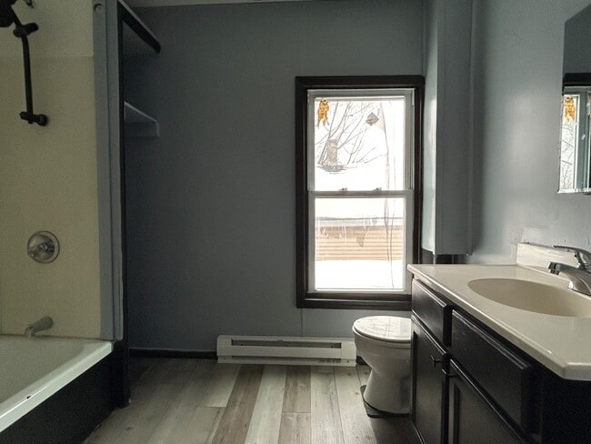 Building Photo - 108 North St