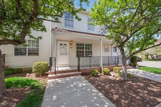 Building Photo - 907 Wetherburn Ct