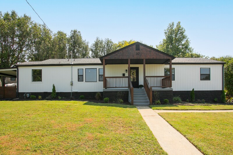 Primary Photo - 32 Jones Cir