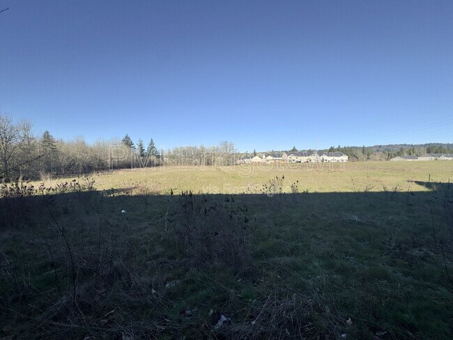 Building Photo - 16401 NW Chadwick Way