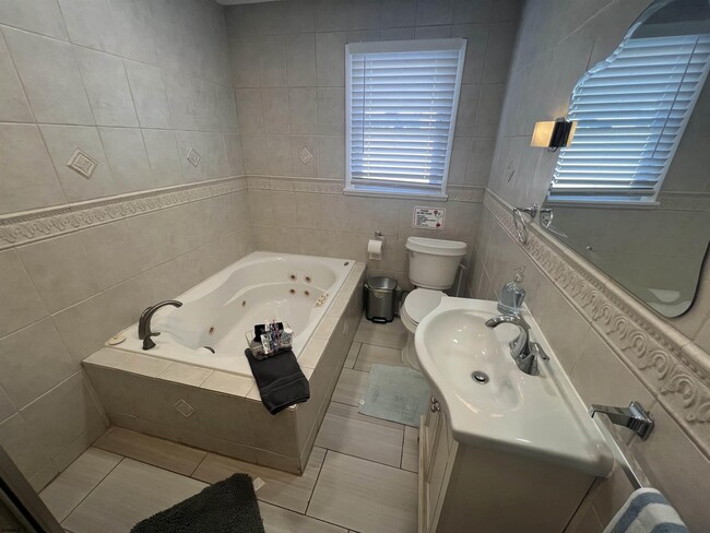 Building Photo - 239 N Derby Ave