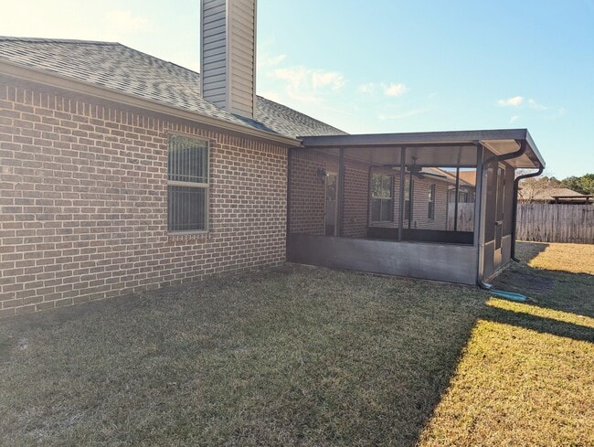 Building Photo - 6686 Bryant Rd