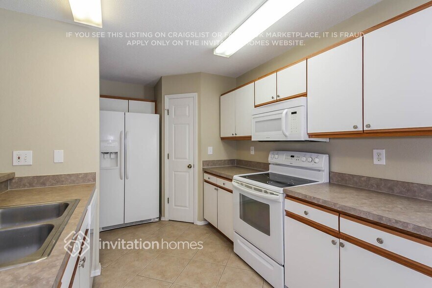 Building Photo - 4029 Banbury Cir