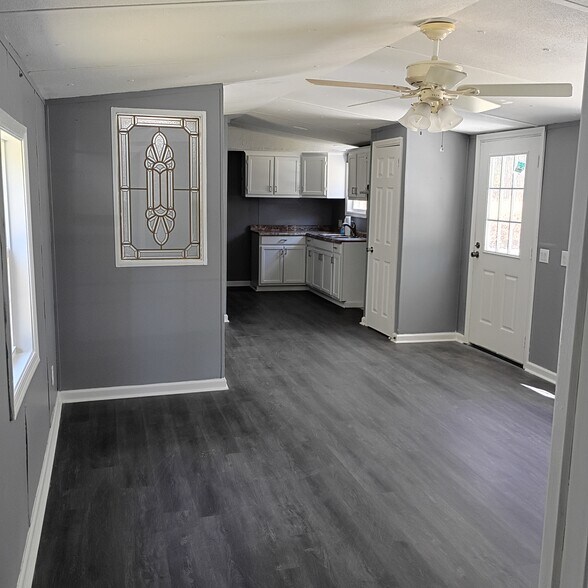 Building Photo - 115 Turkey Creek Rd