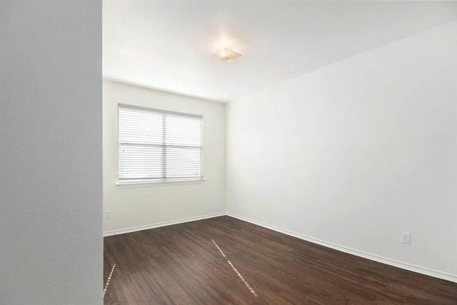 Building Photo - 10100 Bull Run