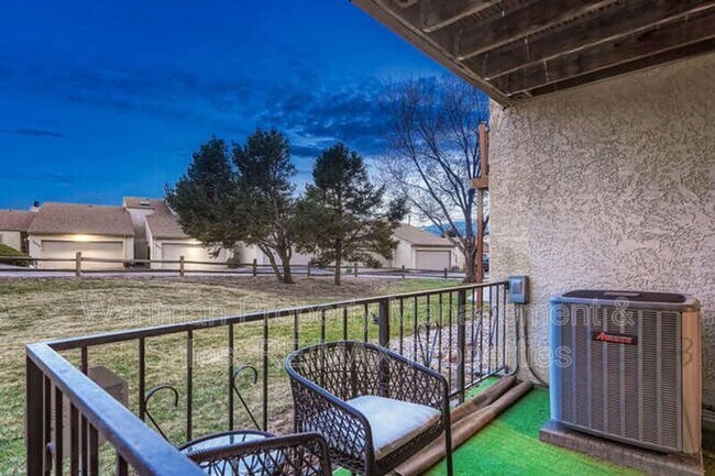 Building Photo - 3428 Trenary Ln