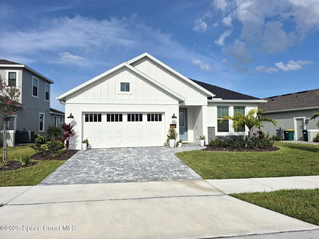 Building Photo - 2779 Pangea Cir